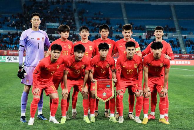 今日！CCTV5直播U22国足+女排世锦赛+美网网络直播斯诺克西安站(图1)