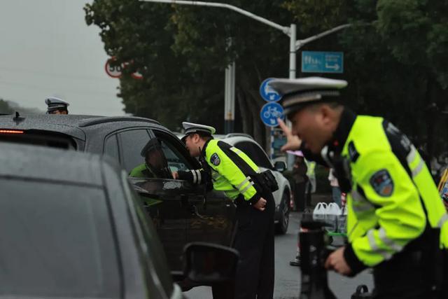 熊猫体育智能股份“苏超”决赛巅峰对决南京警方重要提醒!(图3)