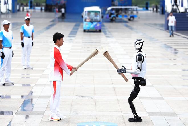 熊猫体育直播平台全运会｜体育之光耀湾区——写在十五运会开幕之际(图5)