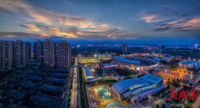 娄底：让体育场馆成为城市的温暖客厅(图2)