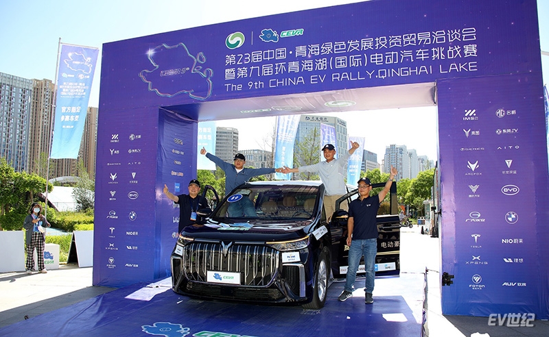 CEVR场地竞速赛紧张刺激量产车参赛展现极致性能(图12)