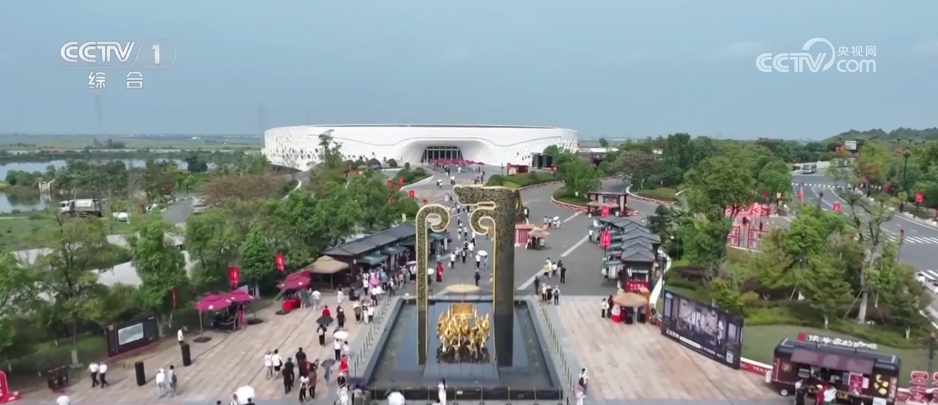 “传统文化+沉浸体验”点燃假日热情多元化文旅场景激发消费热潮(图14)