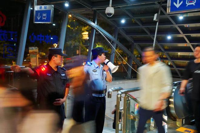 192小时江熊猫体育苏公安守护值拉满！(图3)