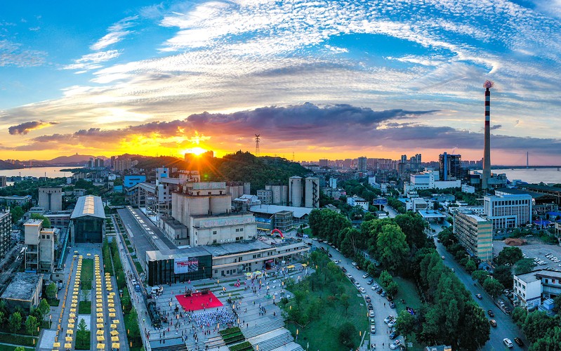 熊猫体育赛事合作黄石2025火力全开！产业、文旅、民心、传承四重燃点炼就年度传奇(图7)