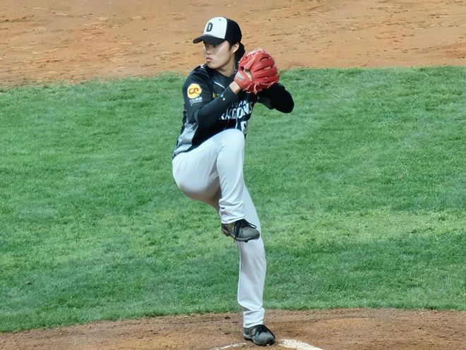 突破壁“垒”！面对“小众运动”的标签CPB挥出第一支本垒打新IP研究院熊猫体育赛事合作(图3)