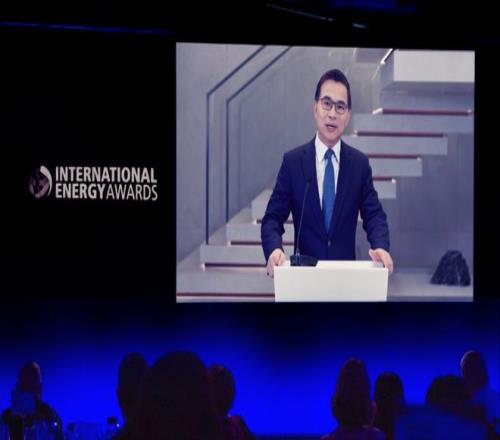 远景张雷获国际能源界顶级殊荣旗下FE车队彰显中国力量(图1)