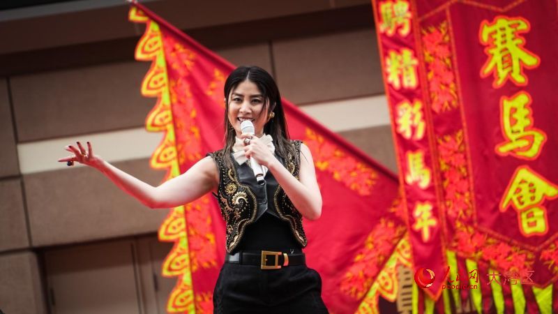 香港马年赛马贺新春近10万观众入场观赛创新高(图3)