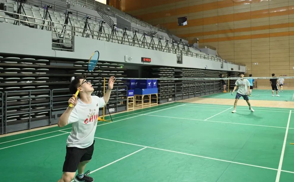 720°导览长汀万人体育场！闽超联赛龙岩主场全景VR来了→(图1)