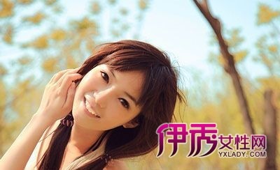 抓住睡前10分鐘海泥面膜美白一步到位(图1)